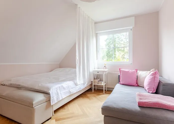 Idyllisches, Neu Renoviertes Haus Mit Steg Am