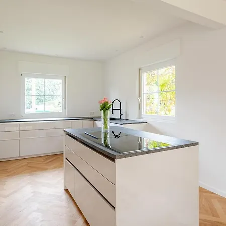 Idyllisches, Neu Renoviertes Haus Mit Steg Am Berlim
