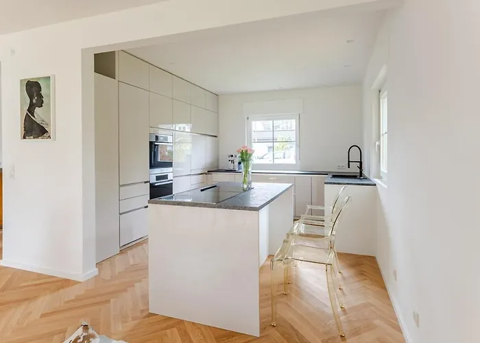 Idyllisches, Neu Renoviertes Haus Mit Steg Am