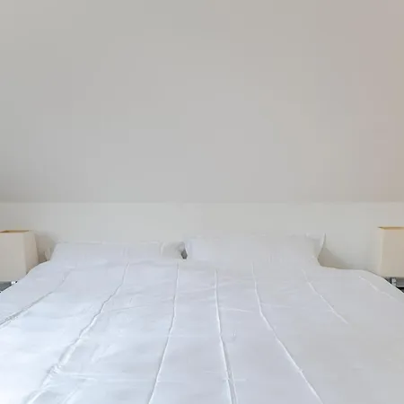 Haus Am Mit Badesteg Direkt Am Wasser, Neu Renoviert *