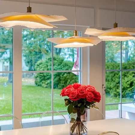 Idyllisches, Neu Renoviertes Haus Mit Steg Am