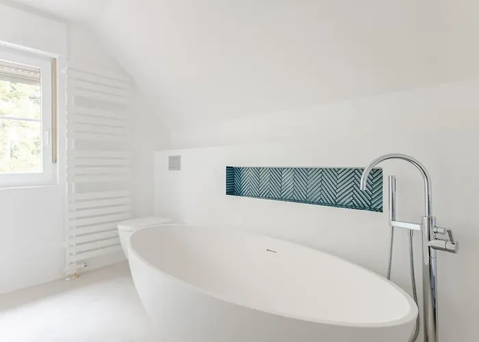 Idyllisches, Neu Renoviertes Haus Mit Steg Am *